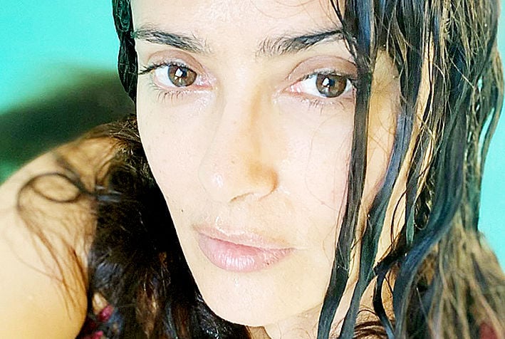 Salma Hayek sorprende con foto sin maquillaje ni arrugas