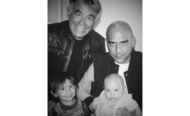 Suárez Gomís comparte última foto con Héctor Suárez y su hijo