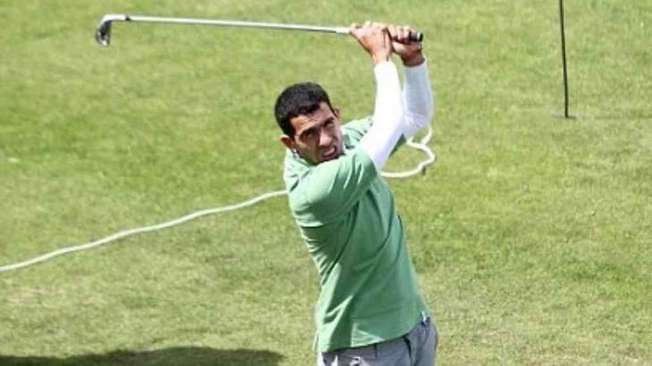 Prohíben jugar golf a Carlos Tévez
