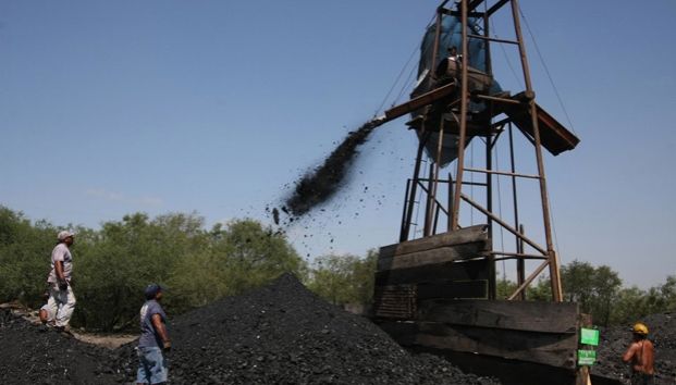 Cancela la CFE contratos de adquisición de carbón