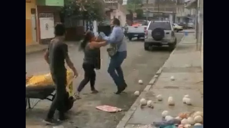 Inspectores agreden a vendedores en Córdoba, Veracruz