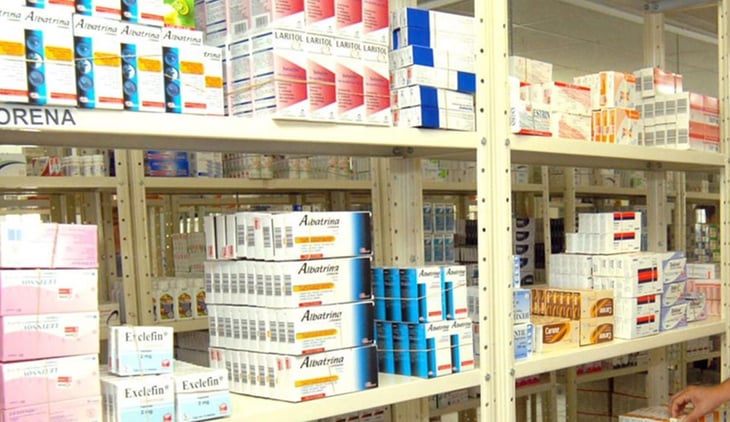 AMLO asegura comprar medicamentos en el exterior