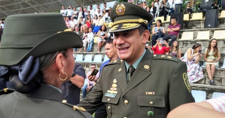 Gobernador colombiano y comandante policial de Bogotá, dan positivo a COVID-19