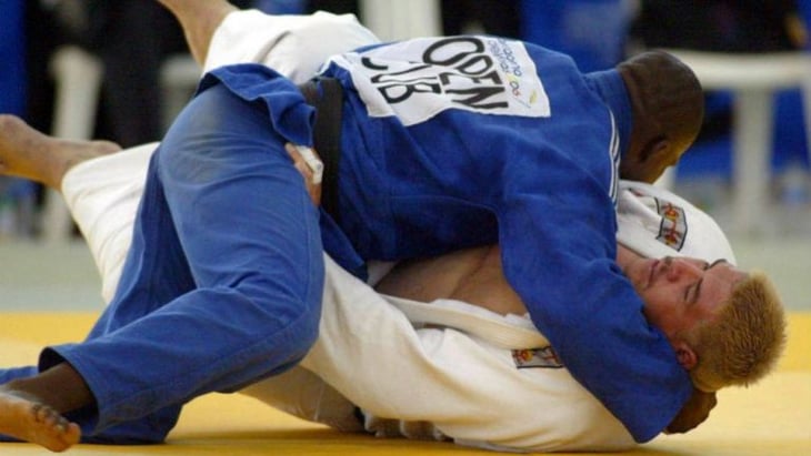 Muere ex judoca de COVID-19