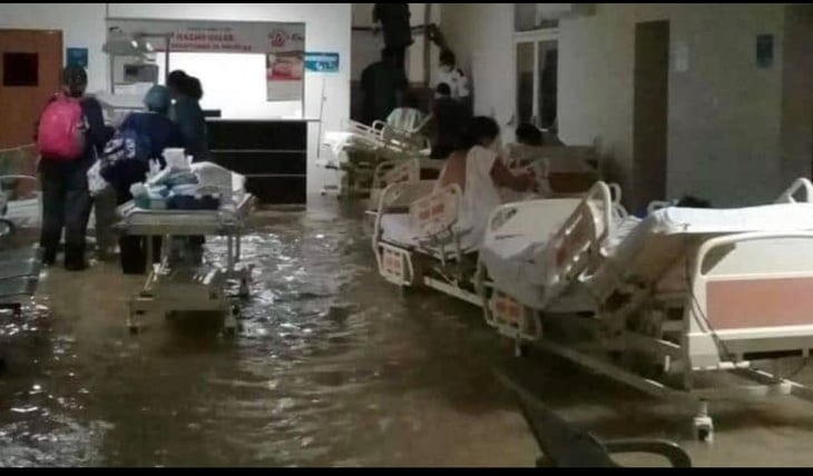 Hospital Materno Infantil bajo el agua en Reynosa (Vídeo)