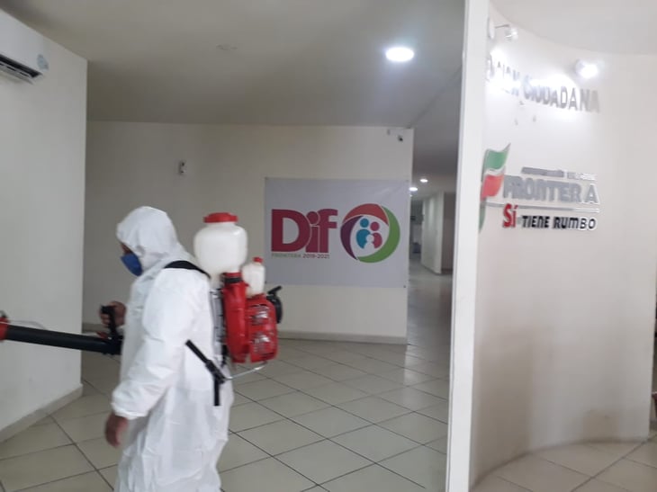 Sanitizan nuevamente oficinas del Dif