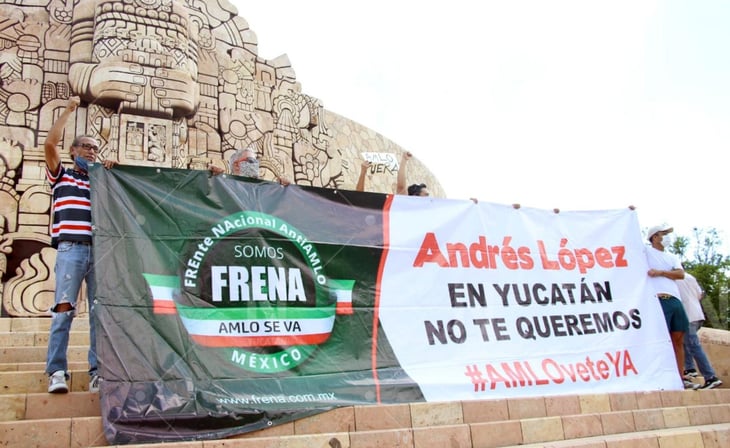 FRENA realiza primera “toma” contra AMLO en plaza de Mérida