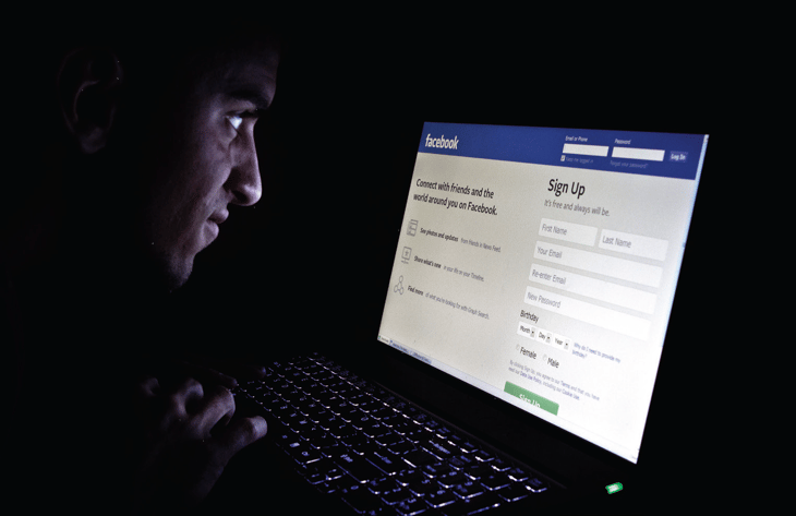 Cómo poder evitar que Facebook nos espíe