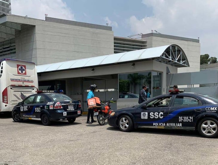 Policía capitalina toma oficinas del Cruz Azul