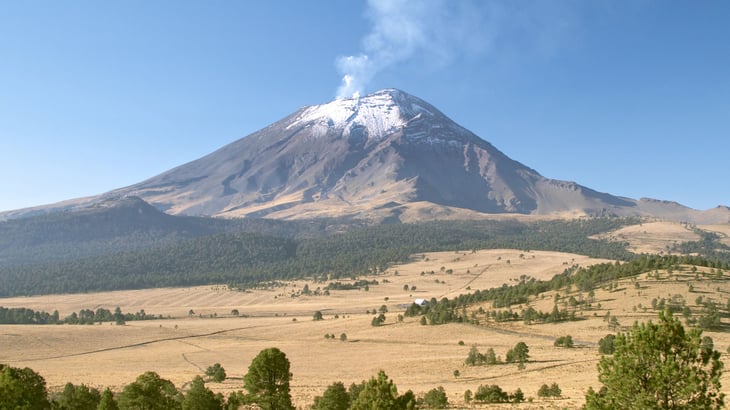 Conoce los volcanes más altos de México