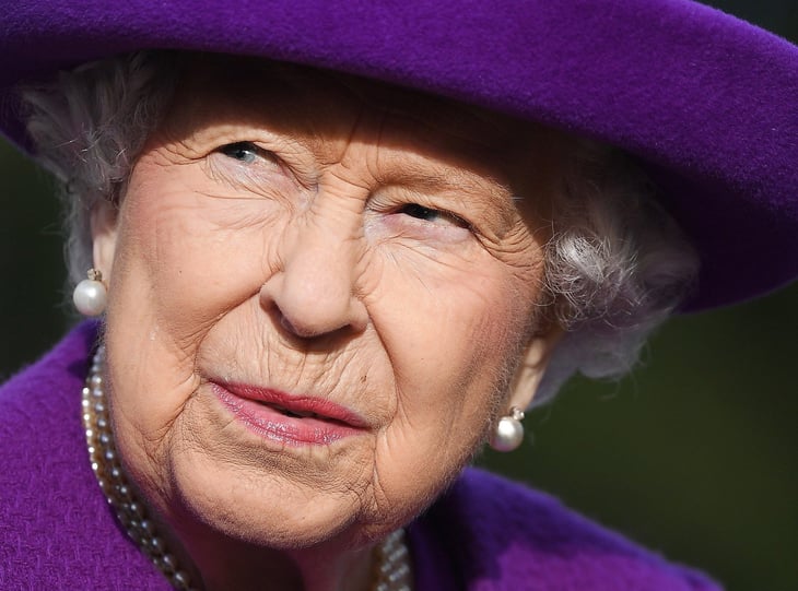 Crecen rumores; la reina Isabel II estaría cerca de abdicar