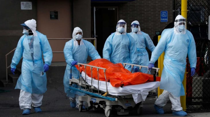 Pandemia supera los 20 millones de casos, la cuarta parte de ellos en EU