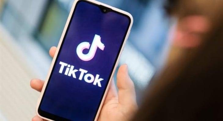 TikTok ignora normas de Android para hacerse con datos privados, según WSJ