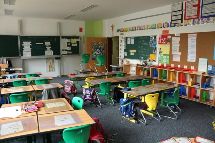 Detectados varios contagios en seis escuelas de Alemania, abiertas el lunes