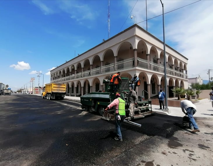 Colocan asfalto en tramo de Progreso a Zona Centro