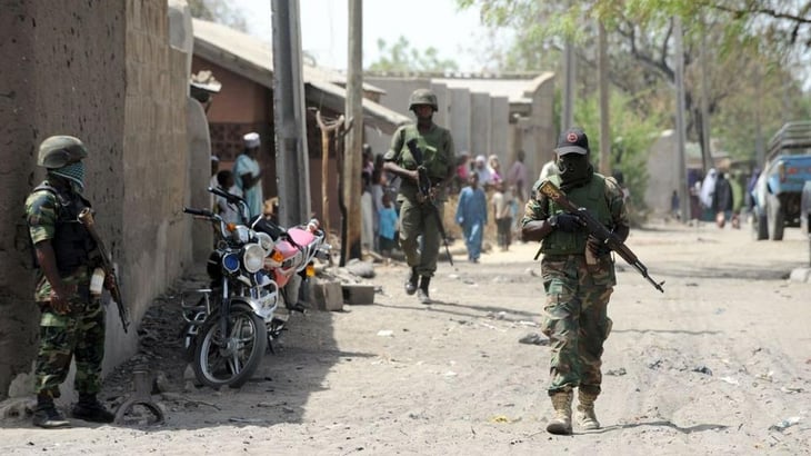 Al menos 15 muertos y 100 secuestrados en ataque yihadista en Nigeria