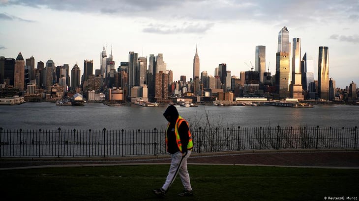 Hospitalizaciones en Nueva York bajan a niveles del inicio de la pandemia