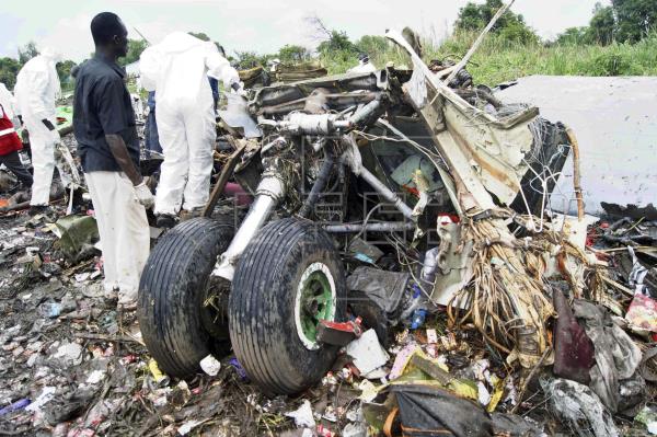 Avión se estrella en Sudán del Sur, mueren 7 ocupantes