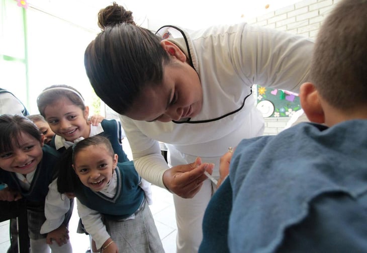 Se mantiene  programa de  vacunación  en Coahuila