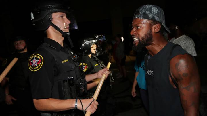 Policías dan su propia versión de agresión contra afroamericano Jacob Blake