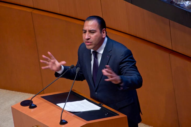 Eligen a Eduardo Ramírez como presidente de Mesa Directiva del Senado