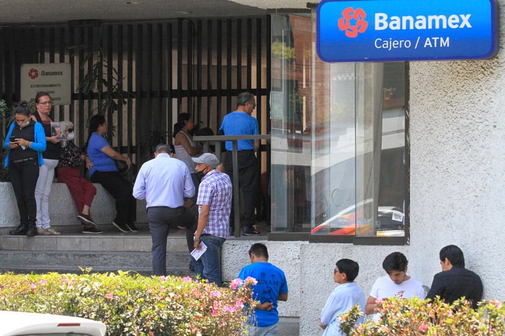 Reportan bancos cierre de 453 sucursales en México