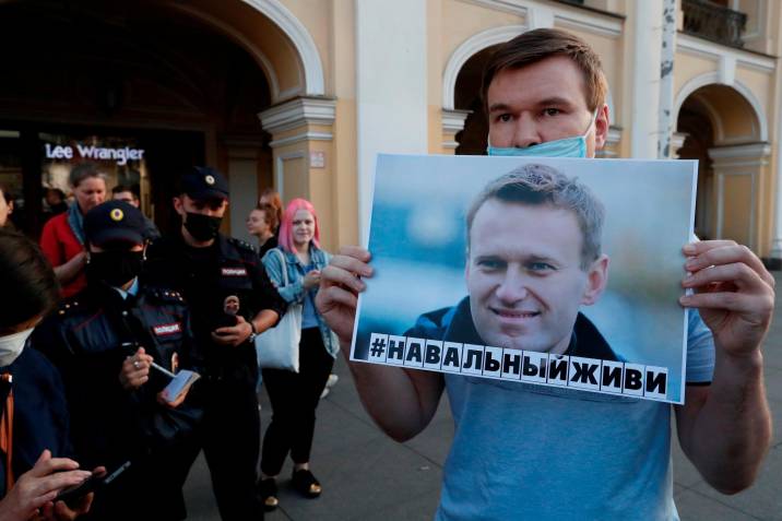 El Kremlin no ve motivos para sanciones contra Rusia por el caso Navalni