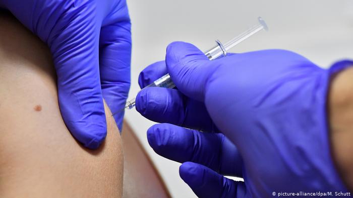 No espera vacunaciones masivas: OMS