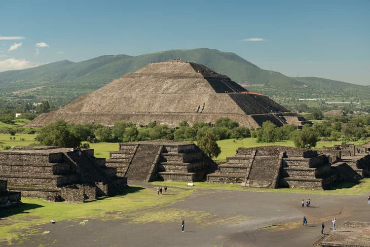 Ahora puedes observar la lluvia de estrellas en Teotihuacán