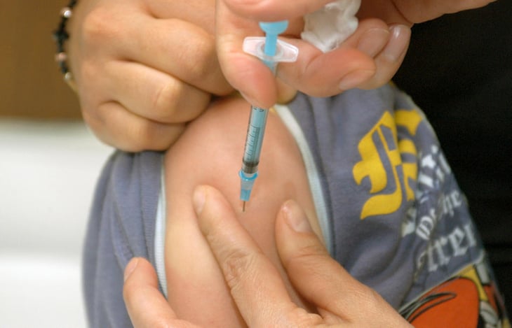 Adelantan vacuna contra la influenza