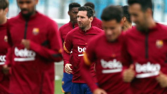 Primer cara a cara entre Messi y Koeman