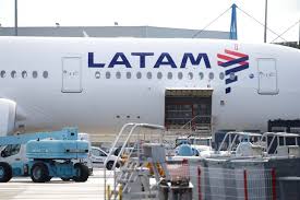 Juez de quiebras de EU rechaza plan de financiación de la aerolínea Latam