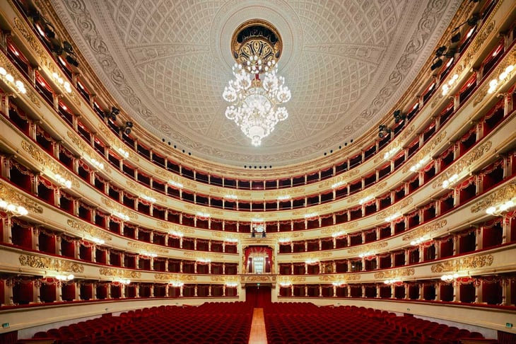 La ópera vuelve a La Scala tras la pandemia con 'La Traviata' dirigida por Mehta