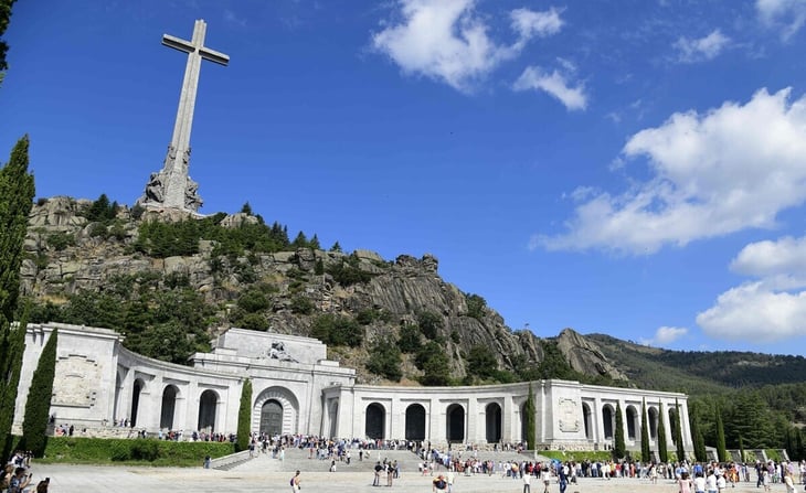 Gobierno español convertirá el mausoleo de Franco en un cementerio civil