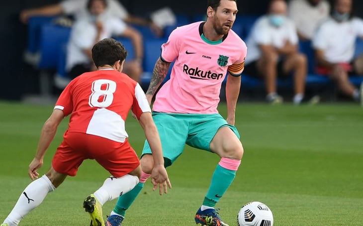 Messi cumple  20 años en  el Barcelona