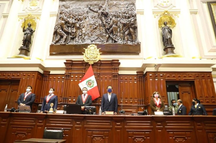Presidente de Perú afirma ante Congreso que no ha cometido ningún acto ilegal