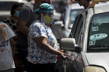 Unos 60,347 nicaragüenses han retornado a su país tras quedarse sin empleo