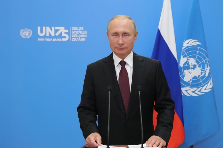 Se ufana Putin de  la vacuna rusa  contra COVID-19