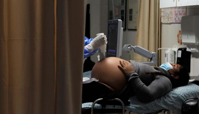 México espera un aumento de los embarazos adolescentes por la pandemia