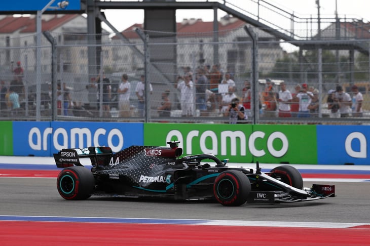 Hamilton se lleva la 'pole position' en Rusia