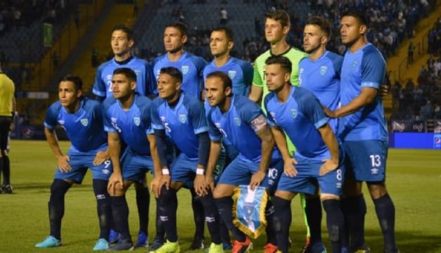 Guatemala viaja con 20 futbolistas para amistoso frente a México el miércoles
