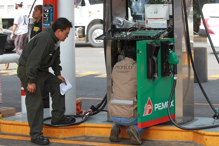 Monitorea PROFECO la venta de litro por litro en gasolineras