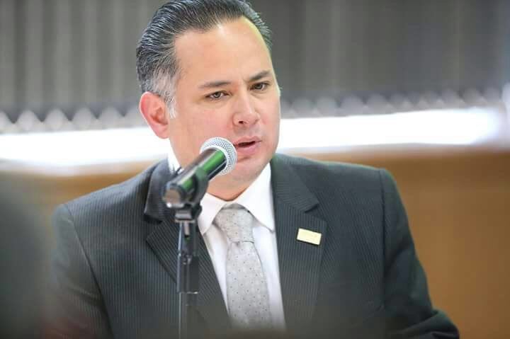 AMLO decidirá si voy por la gubernatura de Querétaro: Santiago Nieto