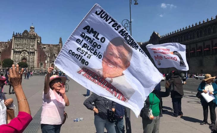 Convocan en redes sociales a marcha en favor de López Obrador