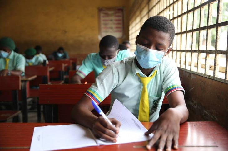 Millones de niños vuelven a las aulas en Nigeria, tras seis meses