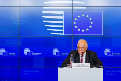 La UE insta a Borrell a continuar 'facilitando el diálogo' en Venezuela