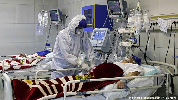 Italia supera los 10,000 contagios en un día y registra 55 muertos