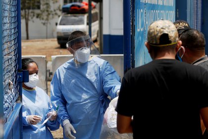 Guatemala registra 37 muertes y 597 contagios de covid-19 en 24 horas