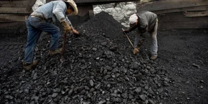 Reducen salario a los carboneros  tras precio devaluado por la CFE