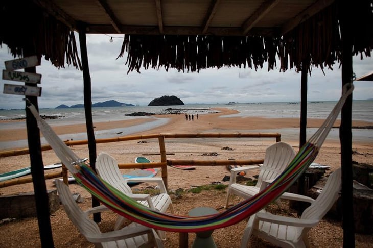 Panamá reabre sus playas y ríos